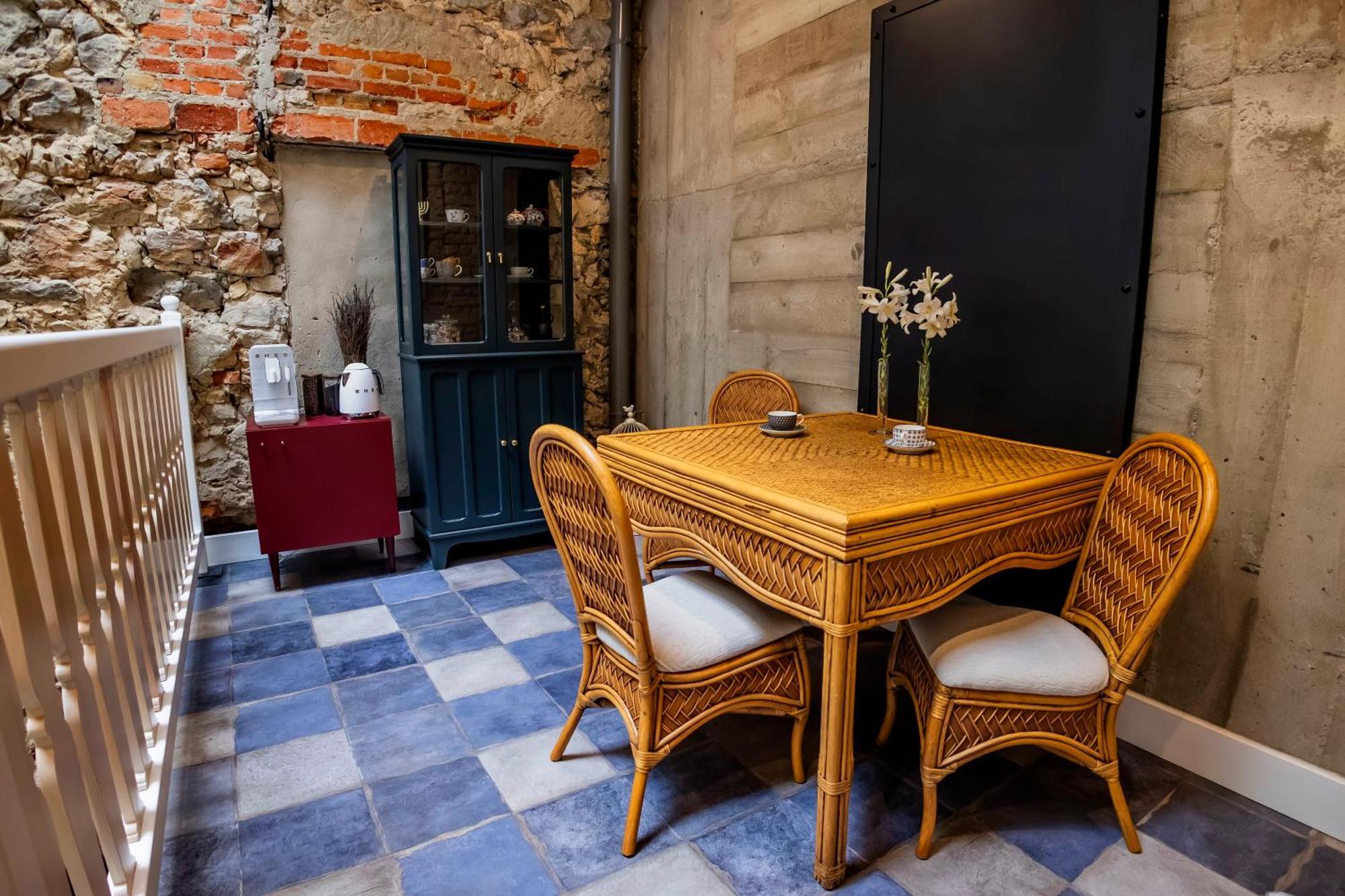 Apartment Lubartowska 19 *
